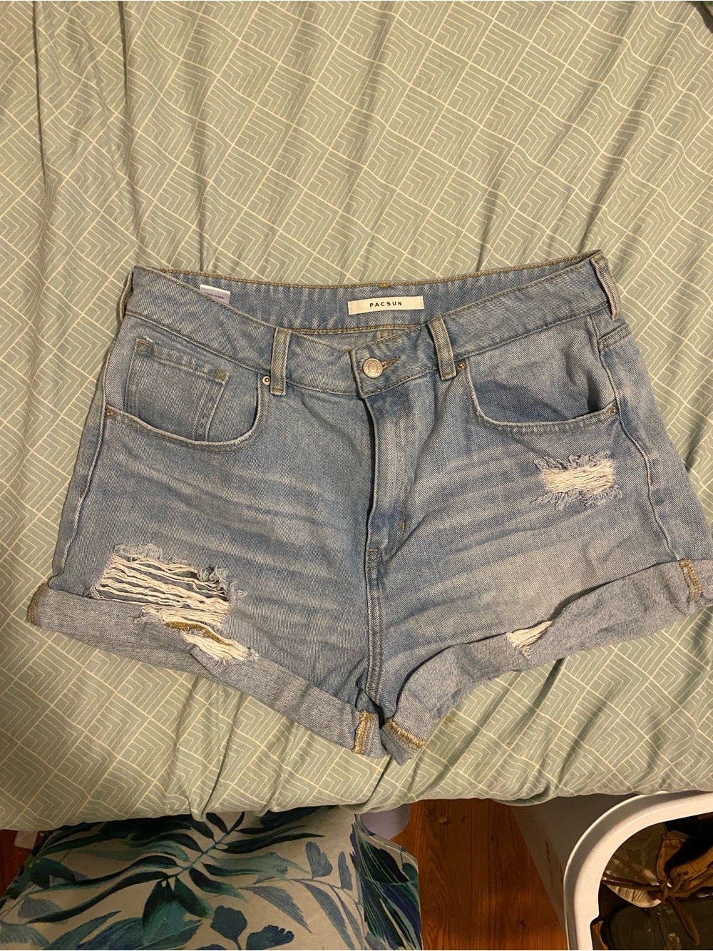 PacSun Light Wash Distressed Denim mom Shorts